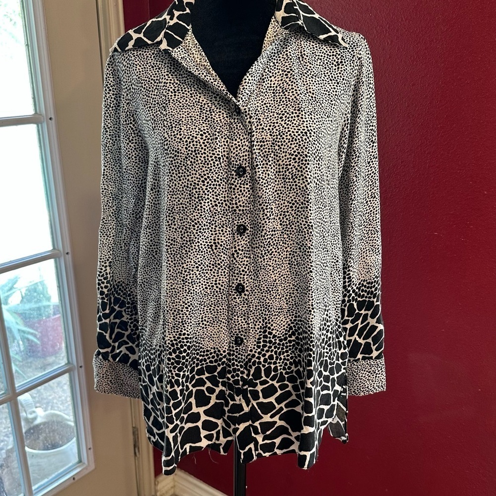 Mishca Women’s Black White Animal Print Button Front Rayon Blouse Top L